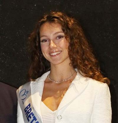 Election Miss France 2023 Soutien à notre étudiante Enora MOAL