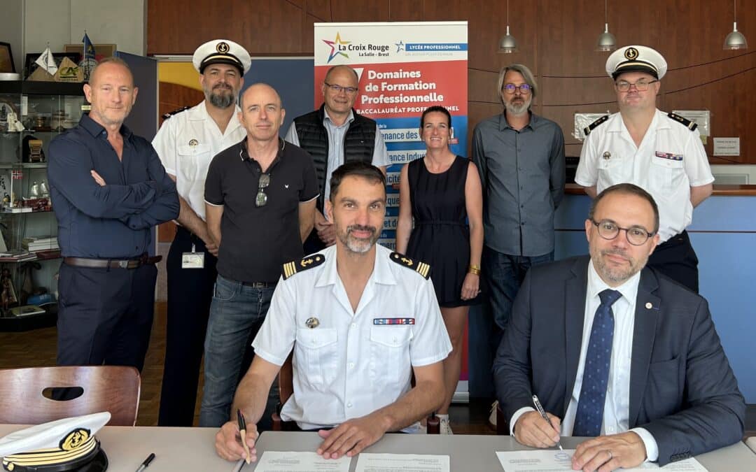 Signature d’un partenariat avec la Marine nationale : ouvrir de nouvelles perspectives à nos élèves