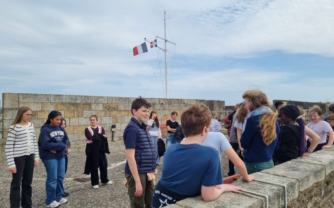 Les élèves de 5e à la découverte du musée national de la Marine